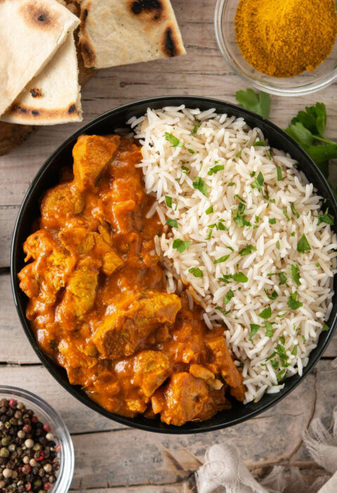 Poulet tikka masala et riz basmati : une recette indienne réconfortante